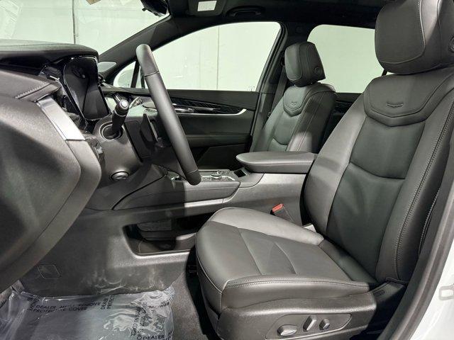 2025 Cadillac XT6 Premium Luxury photo 4