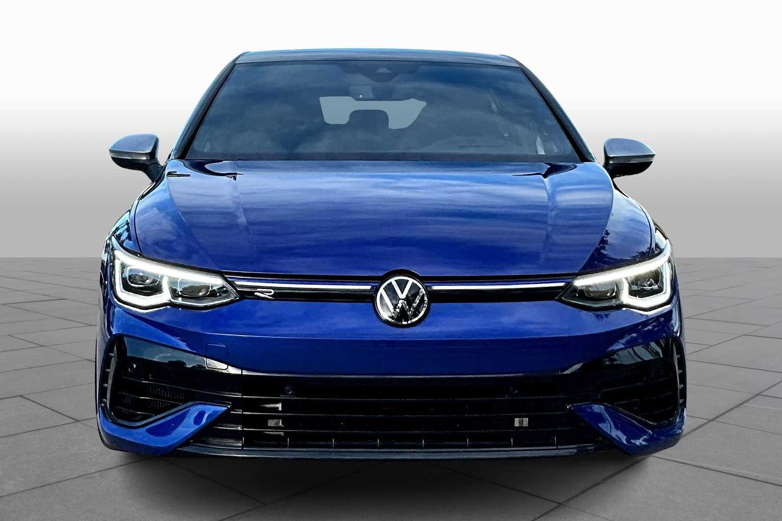 2024 Volkswagen Golf R photo 3