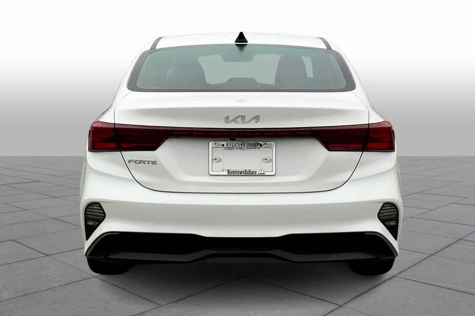 2023 Kia Forte LXS photo 4