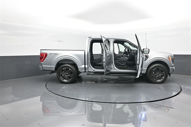 2022 Ford F-150 XLT photo 31