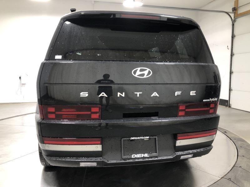 2025 Hyundai Santa Fe Limited photo 4