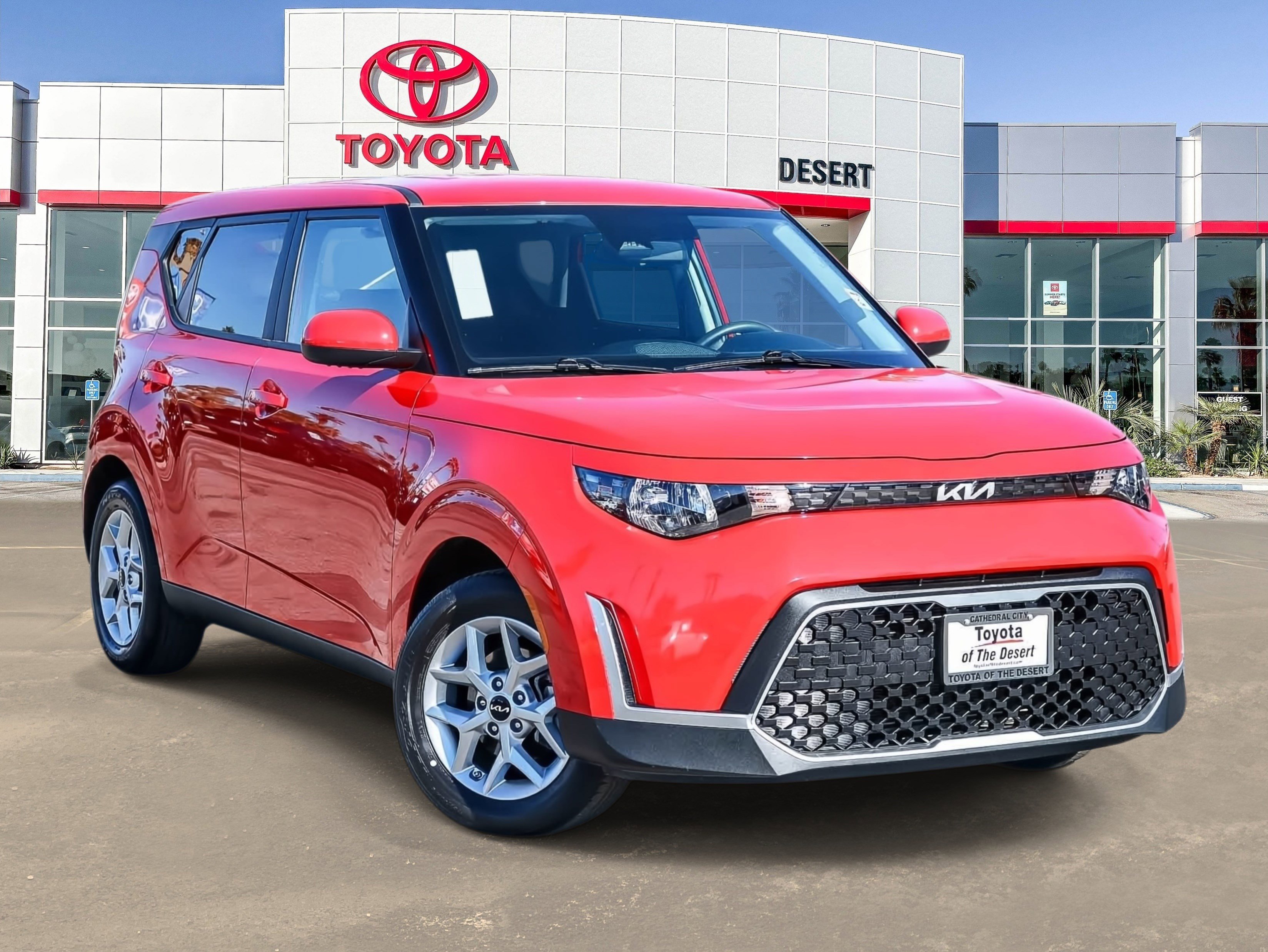 2024 Kia Soul LX's photo