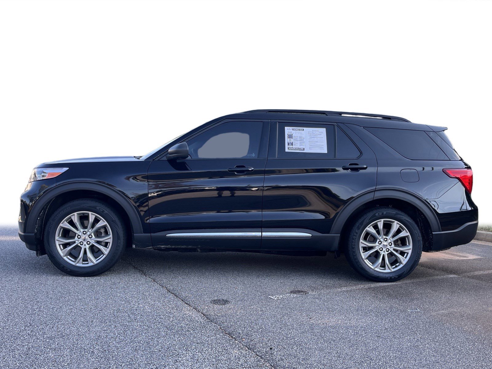 2021 Ford Explorer XLT photo 12