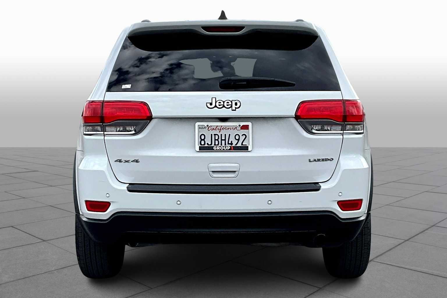 2019 Jeep Grand Cherokee Laredo E photo 4