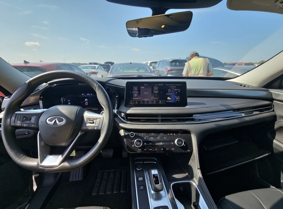 2024 Infiniti QX60 Luxe photo 4