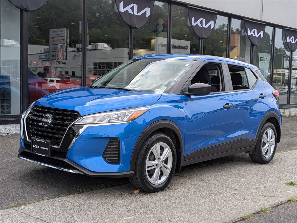2023 Nissan Kicks