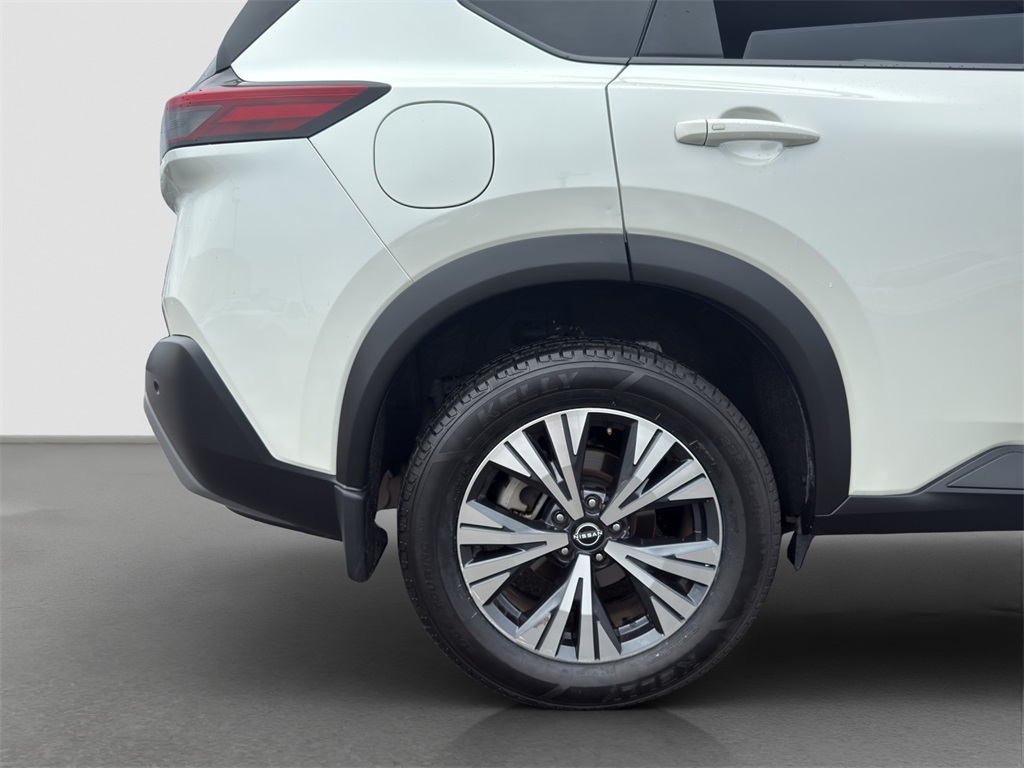 2023 Nissan Rogue SV photo 24