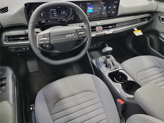 2025 Kia K4 EX photo 29