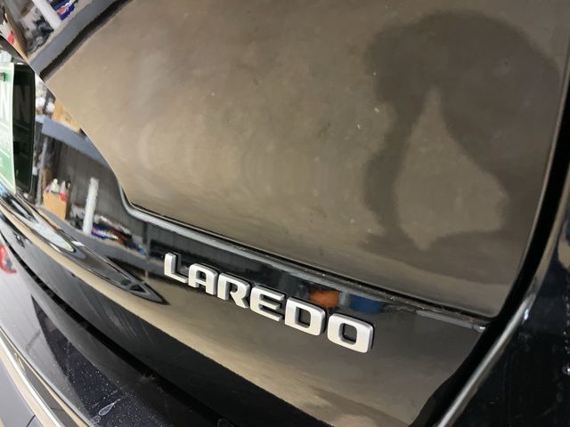 2025 Jeep Grand Cherokee Laredo photo 10