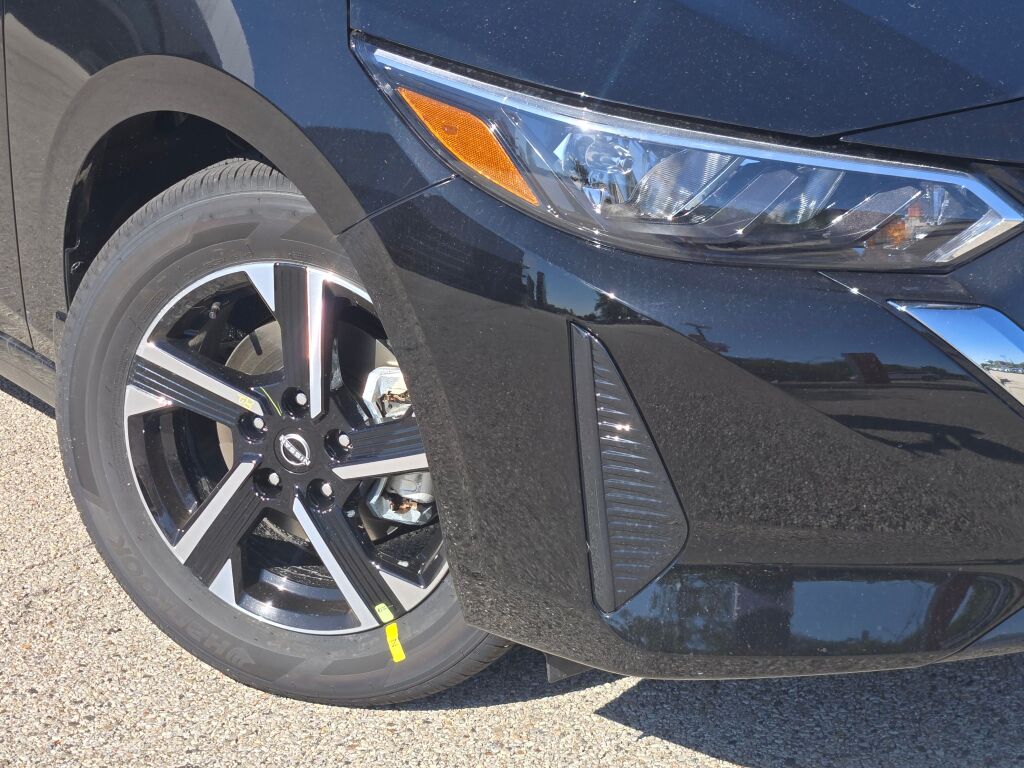 2025 Nissan Sentra SV photo 3