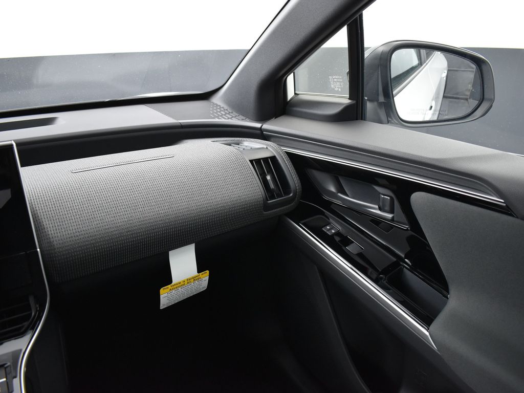 2025 Subaru Solterra Premium photo 12