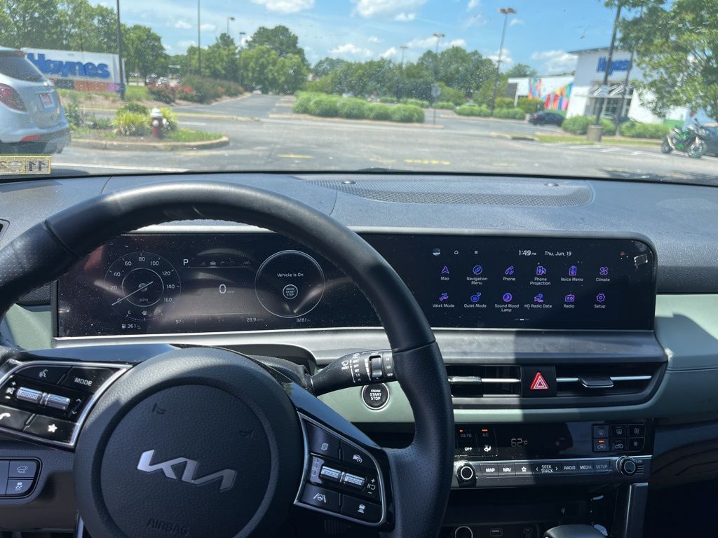 2024 Kia Seltos SX photo 7