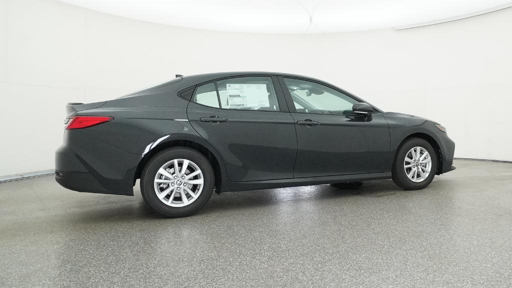 2026 Toyota Camry LE photo 23