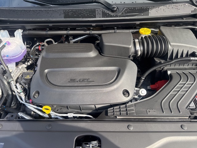 2025 Chrysler Voyager LX photo 21