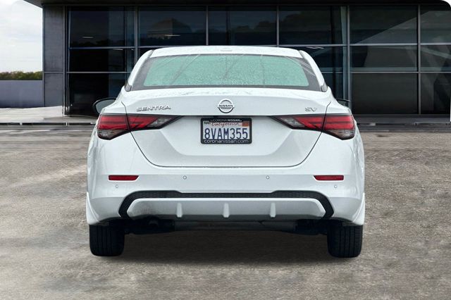 2021 Nissan Sentra SV photo 4