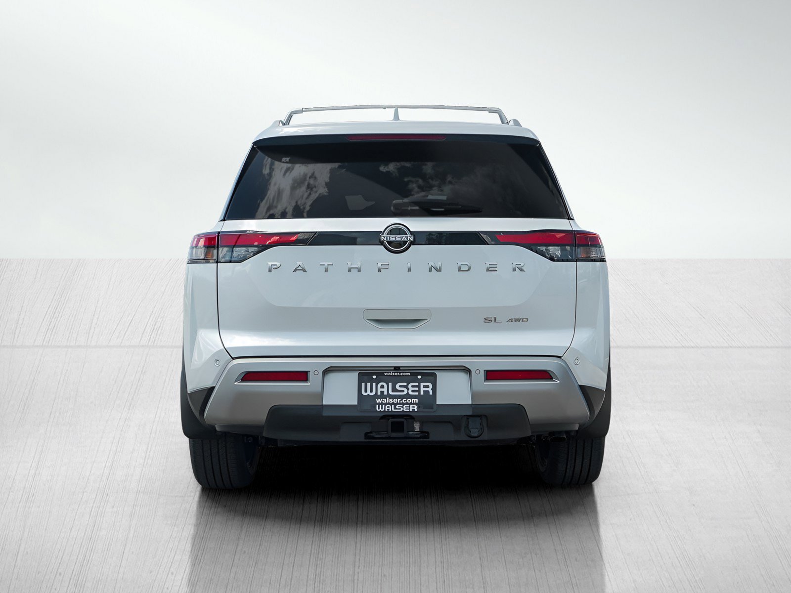 2025 Nissan Pathfinder SL photo 4