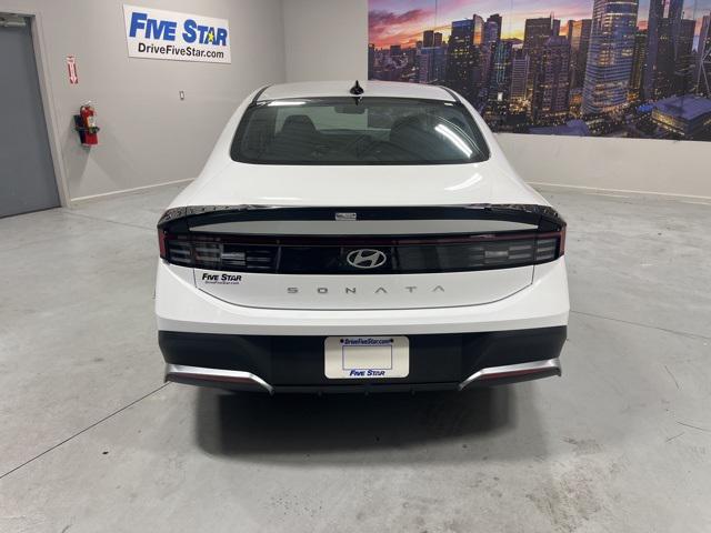 2026 Hyundai Sonata SE photo 22
