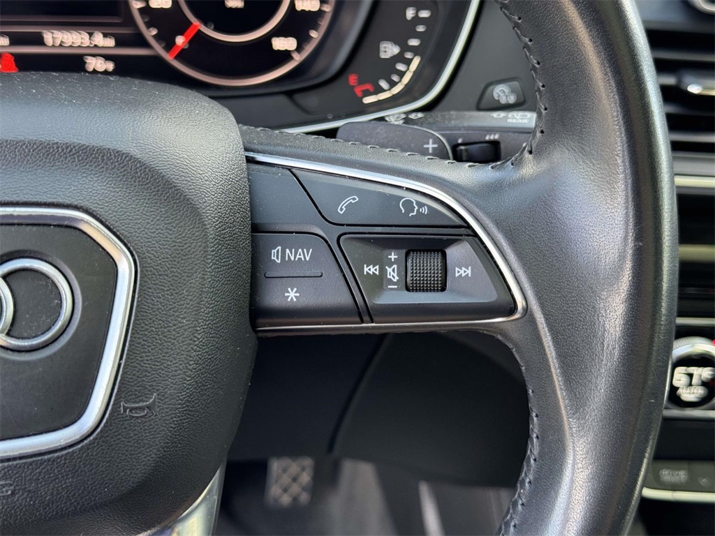 2020 Audi Q5 45 Premium Plus photo 22