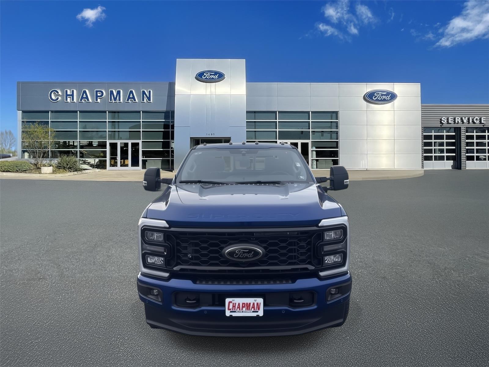 2026 Ford F-350 Lariat photo 2