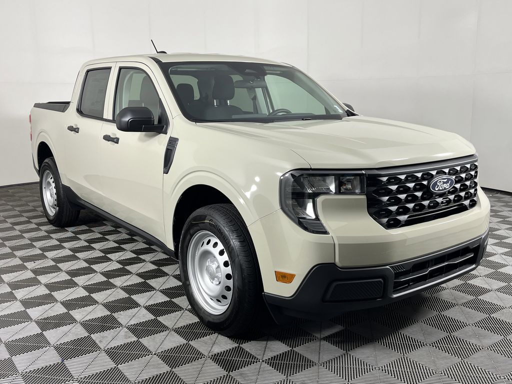 2025 Ford Maverick XL photo 3