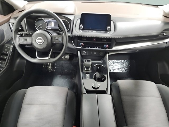 2023 Nissan Rogue SV photo 2