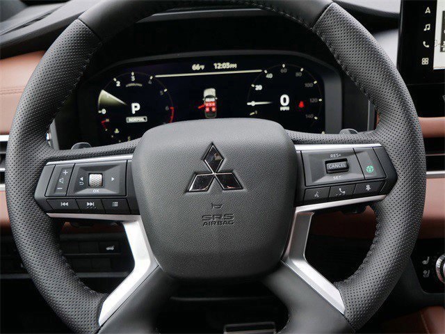 2025 Mitsubishi Outlander SEL Premium photo 8