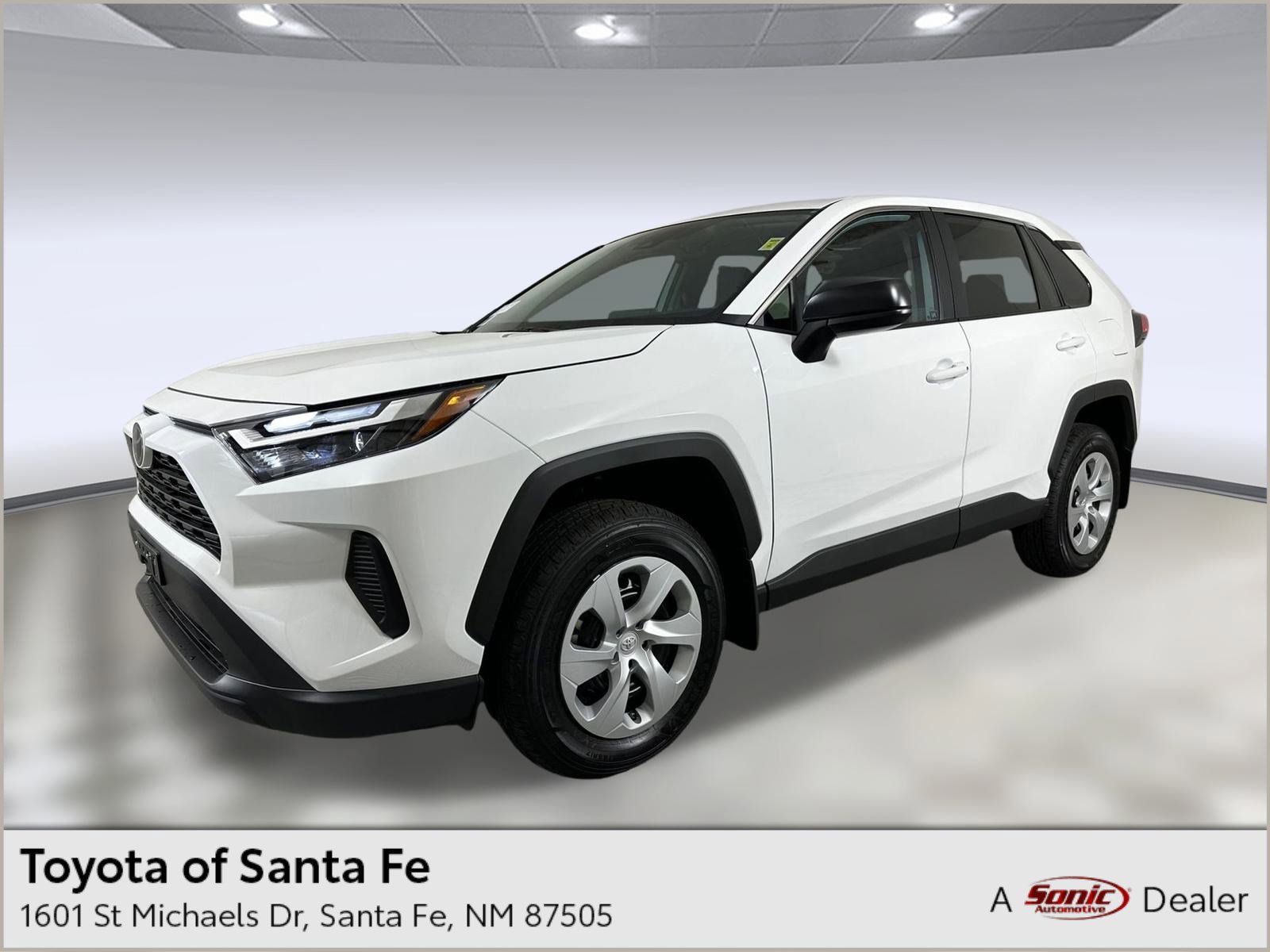 2025 Toyota RAV4 LE's photo