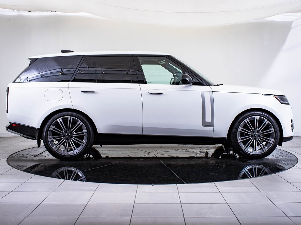 2025 Land Rover Range Rover Autobiography photo 11