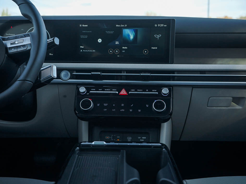 2025 Hyundai Tucson Hybrid SEL Convenience photo 12