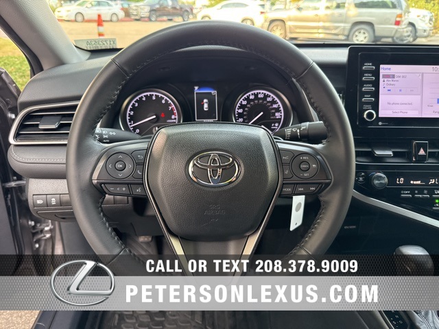 2024 Toyota Camry SE photo 18