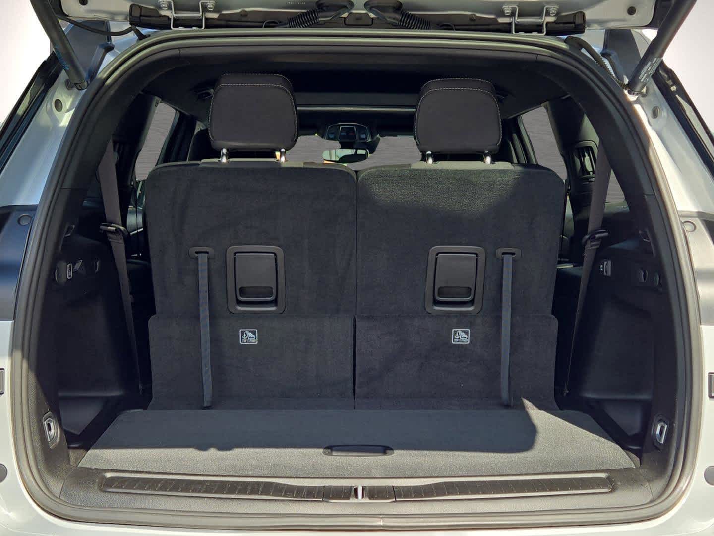 2024 Jeep Grand Cherokee Laredo X photo 12