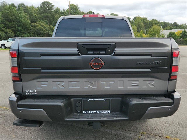 2025 Nissan Frontier Crew Cab PRO-4X photo 5
