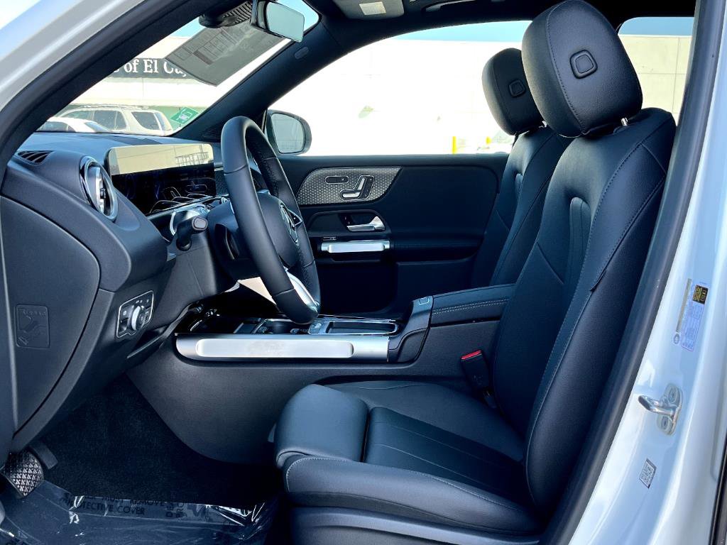 2024 Mercedes Benz EQB 4MATIC photo 17