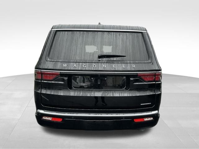 2024 Jeep Wagoneer Series III photo 2