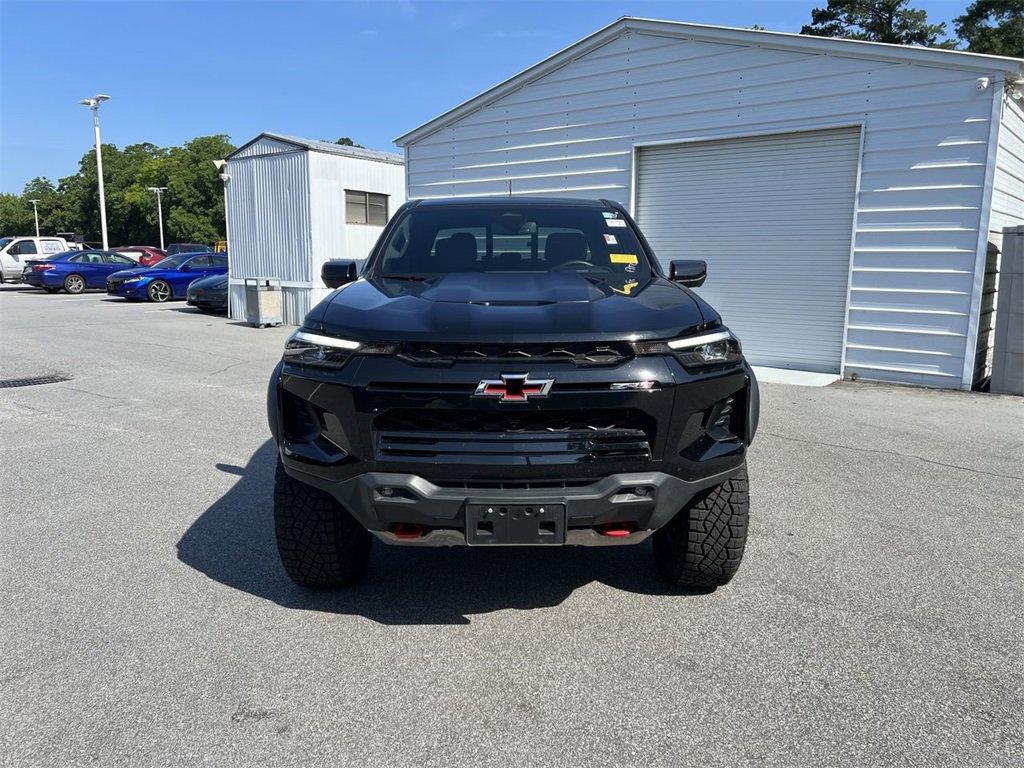 2024 Chevrolet Colorado ZR2 photo 2