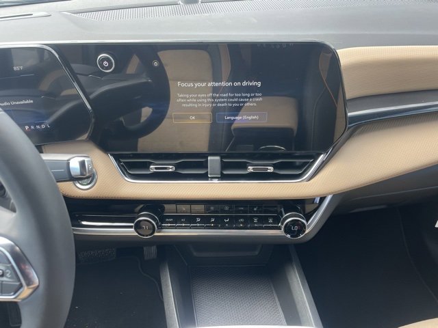 2026 Chevrolet Equinox ACTIV photo 14