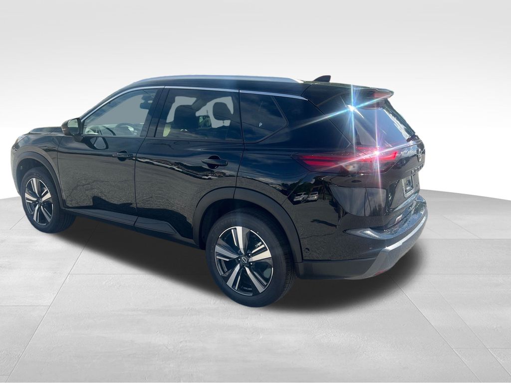 2025 Nissan Rogue SL photo 3