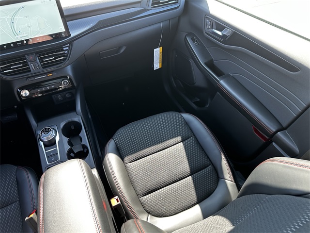 2025 Ford Escape ST-Line photo 15