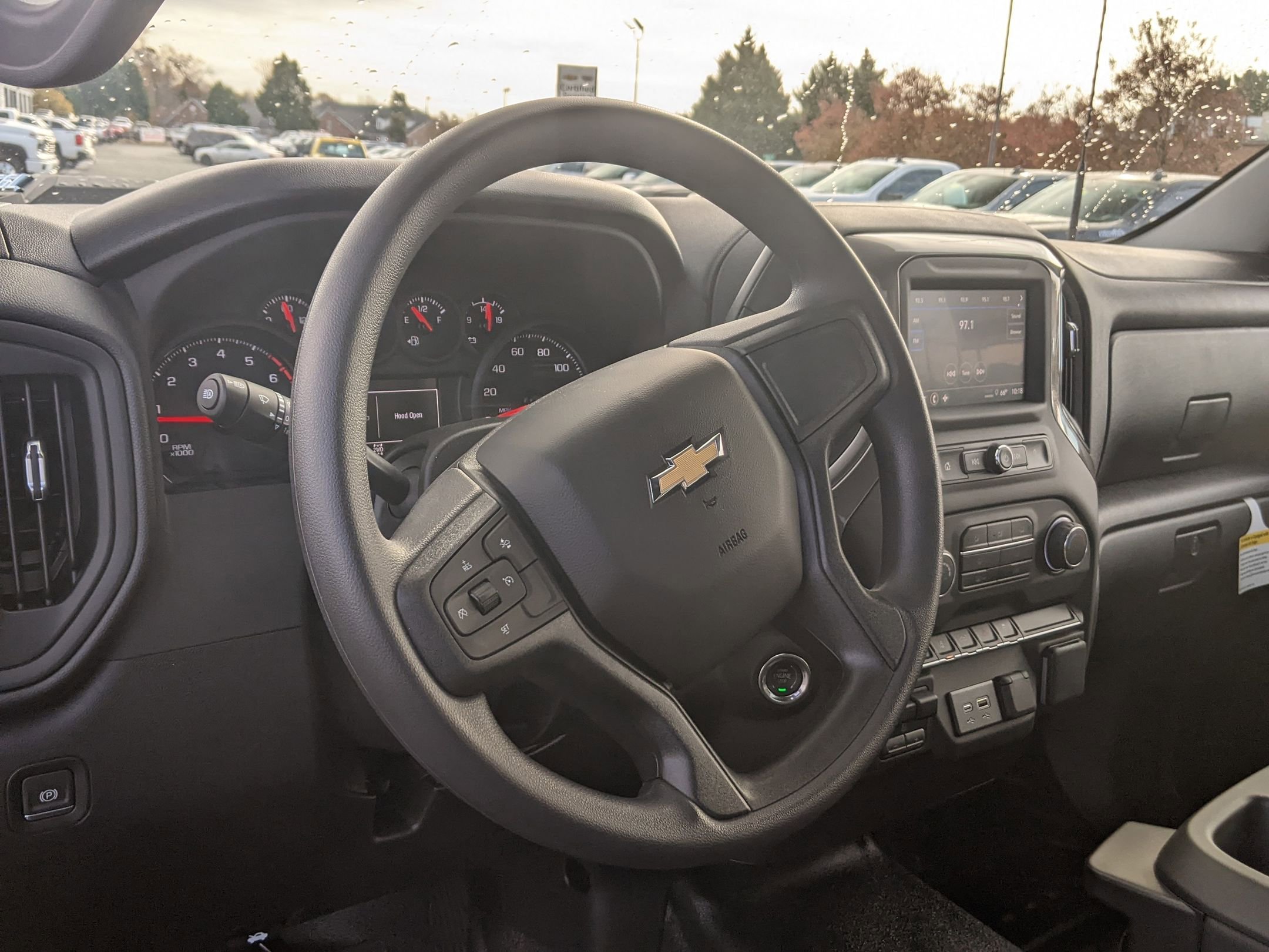 2025 Chevrolet Silverado 2500HD photo 2