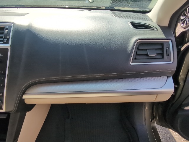 2019 Subaru Outback 2.5i Premium photo 40