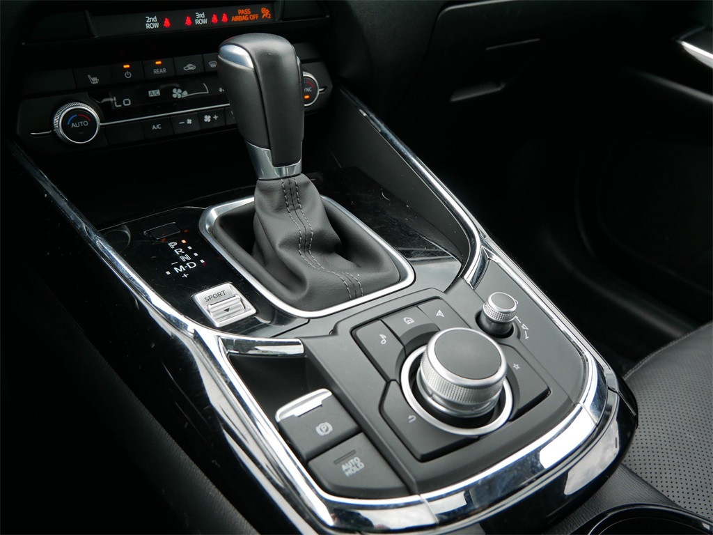 2023 Mazda CX-9 Touring photo 13