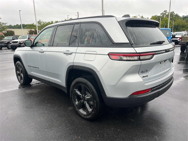 2025 Jeep Grand Cherokee Altitude X photo 4