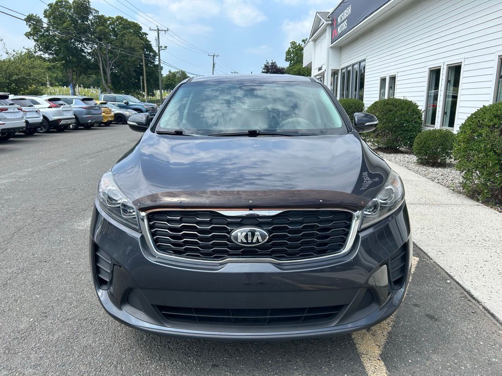 2019 Kia Sorento LX photo 2