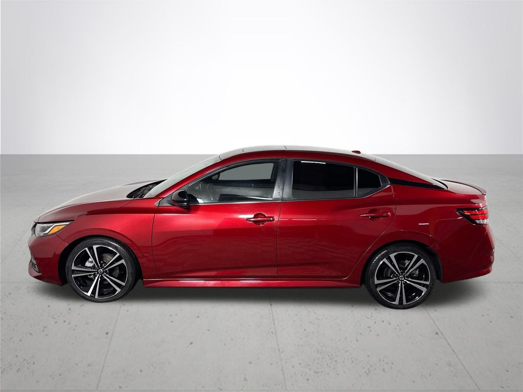 2021 Nissan Sentra SR photo 9