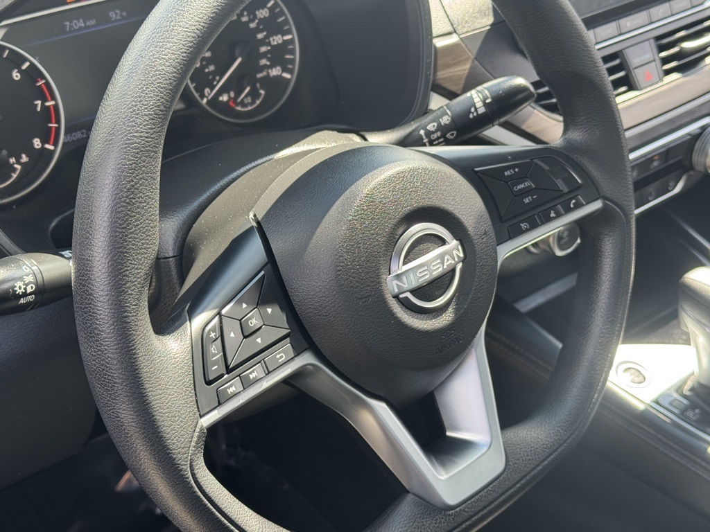 2023 Nissan Altima 2.5 SV photo 15