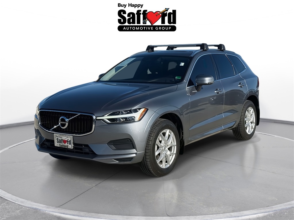 2020 Volvo XC60 Momentum's photo