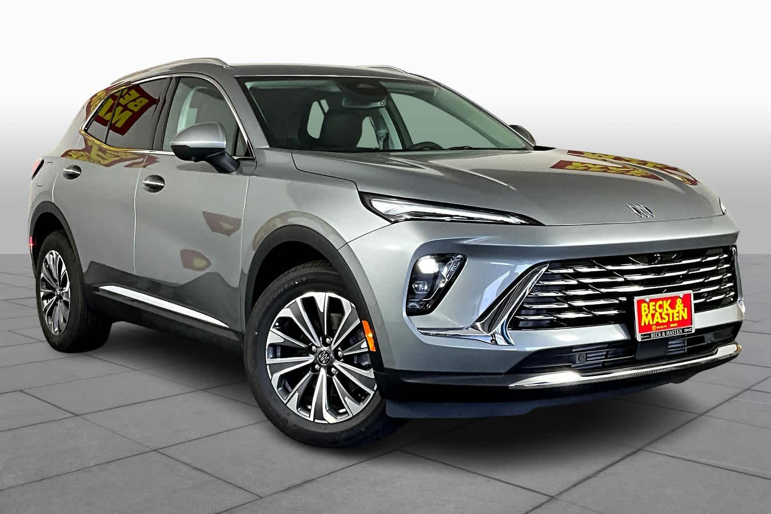 2025 Buick Envision Preferred photo 2