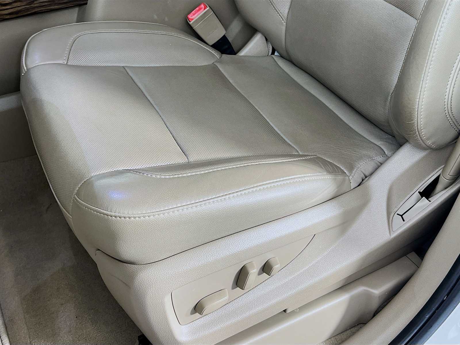 2019 Gmc Yukon SLT photo 12