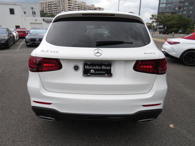 2021 Mercedes Benz GLC 300 photo 3