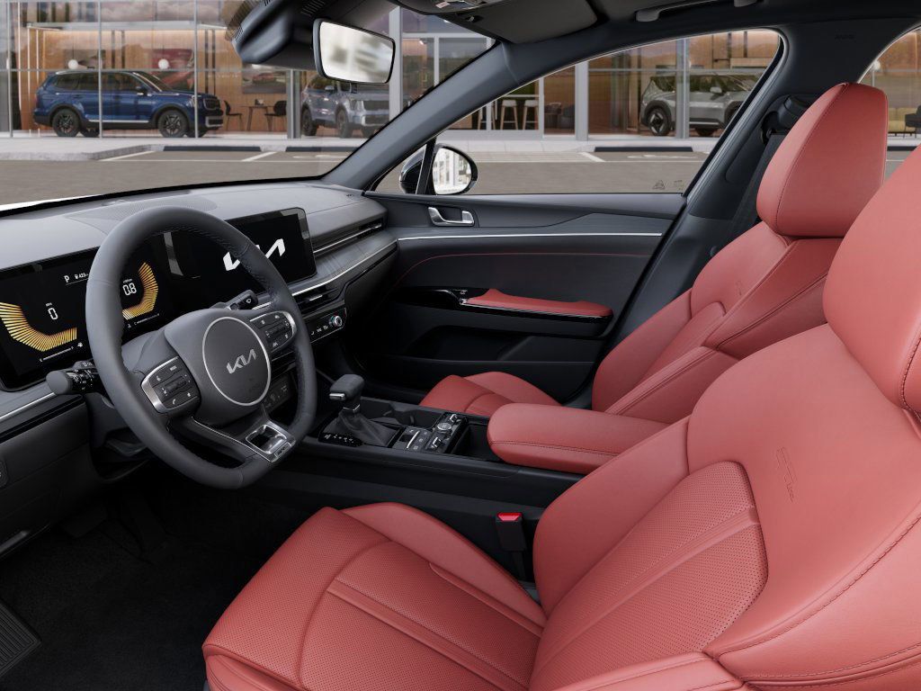 2025 Kia K5 GT-Line photo 16